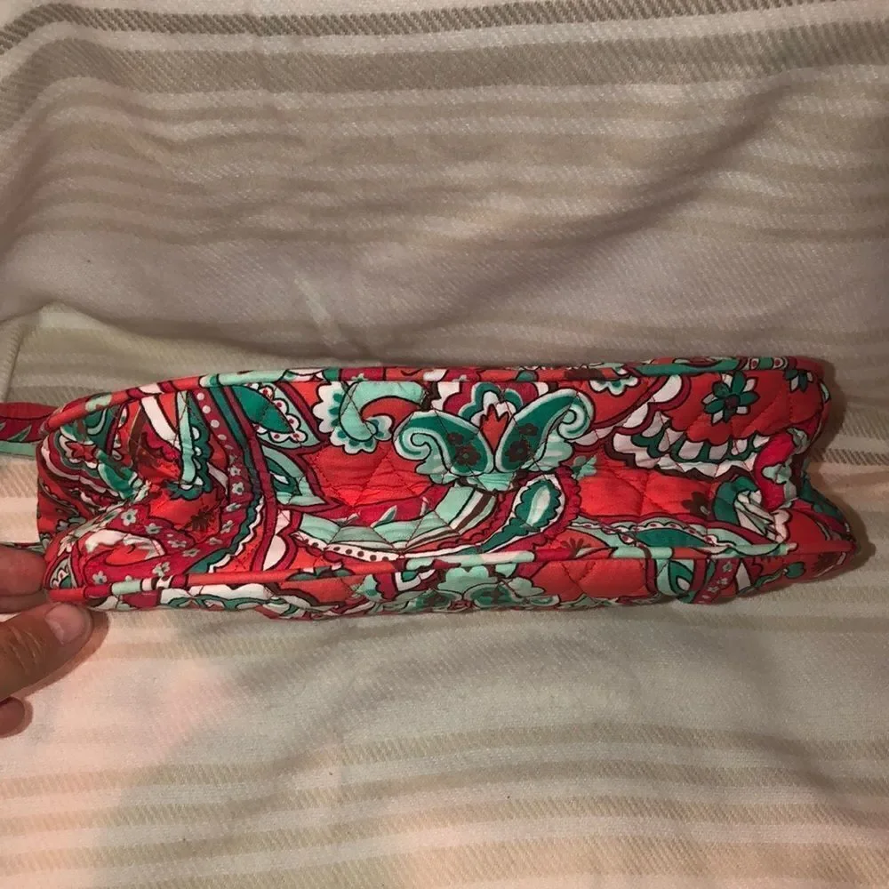Bella Taylor Paisley Quilted Coral Green White Small Shoulder Hobo Bag Purse